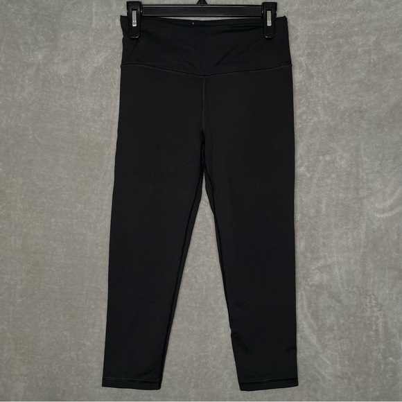 Victoria’s Secret Sport VSX Knockout Black Capri Leggings Set of 2 Size S - Picture 7 of 16